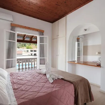 Katsaros & Aparthotel